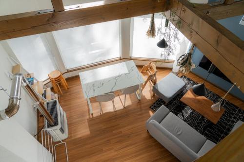 Ponto Villa | ウィステリア