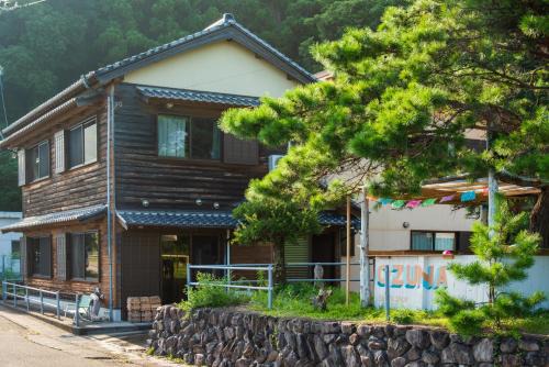 Mugi-cho House | 大砂荘 OZUNA CAMP and LODGE