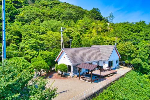 Anan House | 椿ハウス 海の見えるサウナ付き貸切別荘
