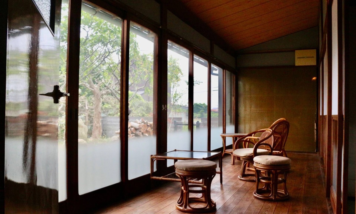 Ichinomiya House | A nostalgic space where an old house is revived an / Choseigun Chiba