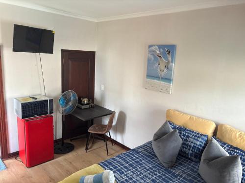 West Beach Apartment | AderemC Villa Rooms