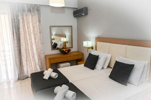 Petaloudes Apartment | ANGELA STUDIOS