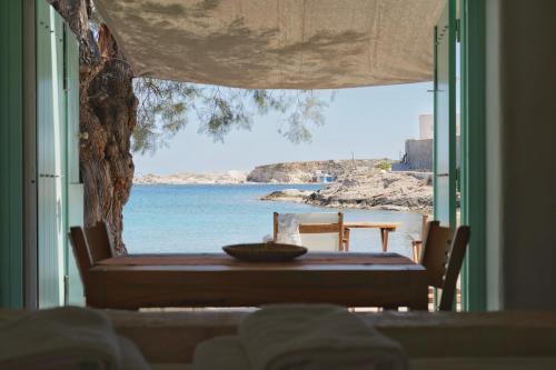 Psathi House | Apanemo Beach House Agios Nikolaos Kimolos