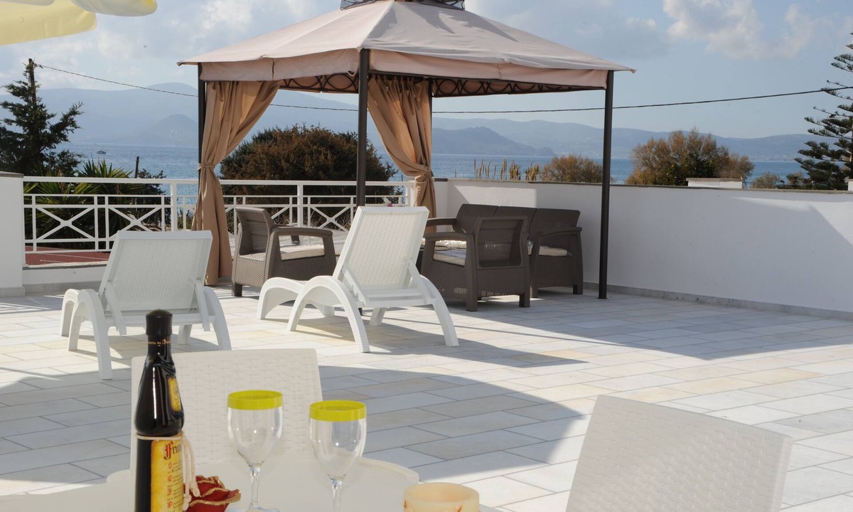 Plaka Apartment | Ariadne Suite