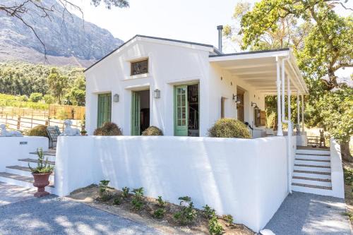 Franschhoek House | Authentic and Charming French-inspired Cottage
