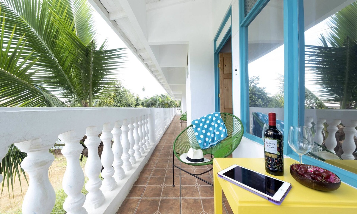 Jaco Hotel | Bird of Paradise Hotel