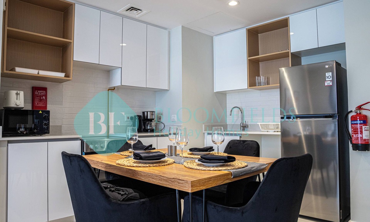 Abu Dhabi City Center Apartment | Bloomfields Stylish 1BR in Reflection