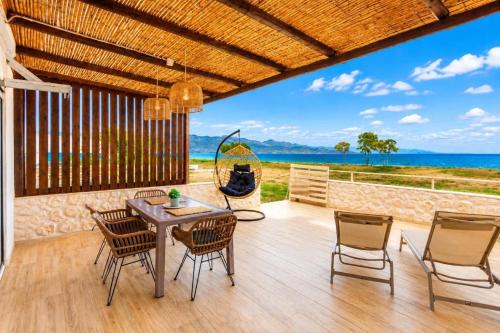 Messini House | Boho Vibes Beachfront Detached House