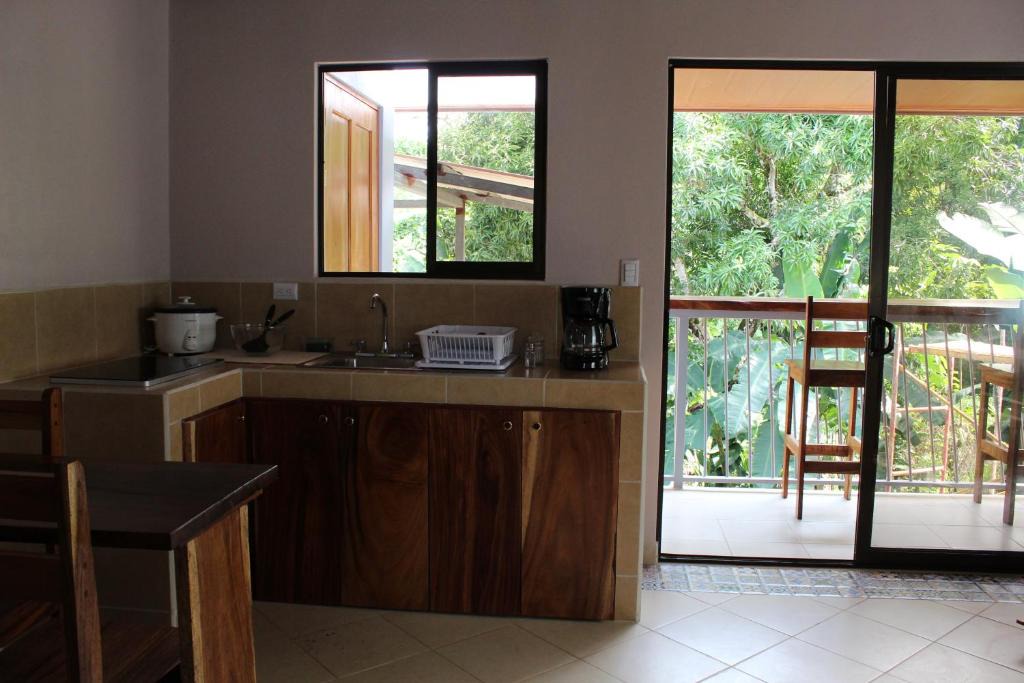 Carara Apartment | Cabina equipada cerca de río y montañas Tulín Azul