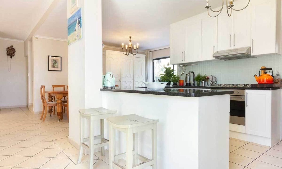 Melkbosstrand House | Carnoustie Drive - Three Bedroom House, Sleeps 6