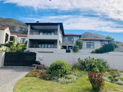 Chanteclair Villa | Chasing Jacuzzi Sunsets sea and mountain views