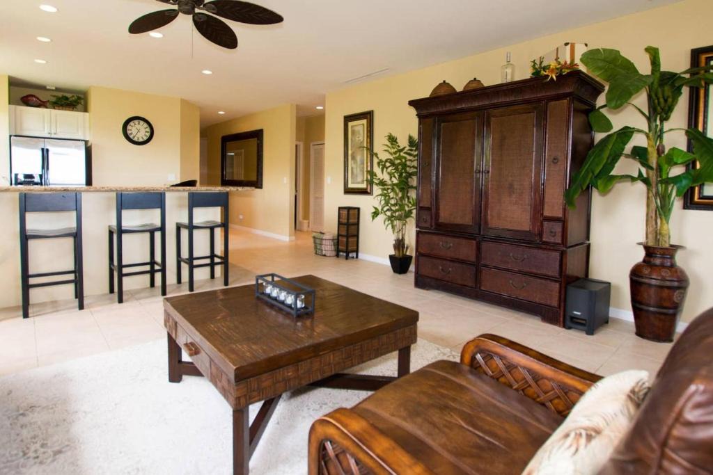 Coco House | Classy artsy ocean-view unit near pool at Pacifico in Coco sleeps 6