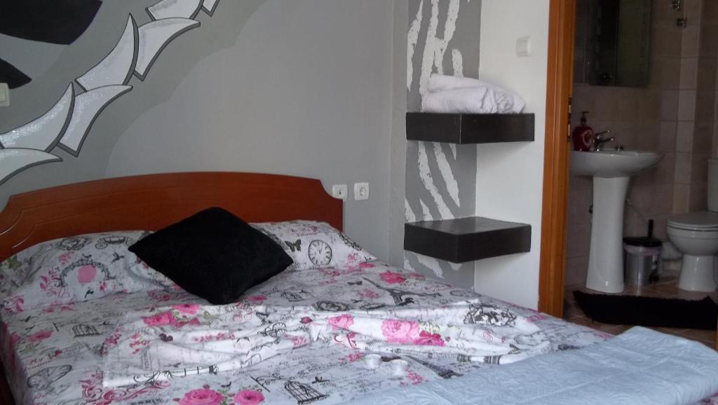Serres Apartment | Daratzis Emerald