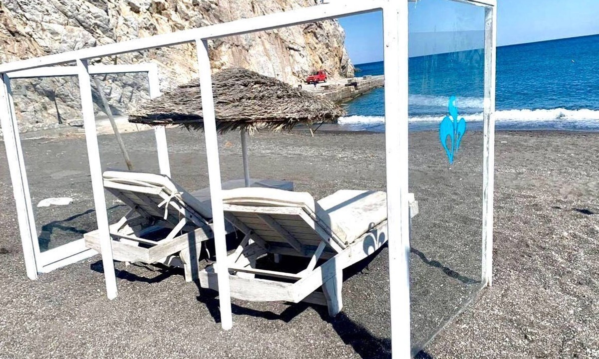 Perivolos House | Demilmar Luxury Suites Black Beach Perissa Santorini
