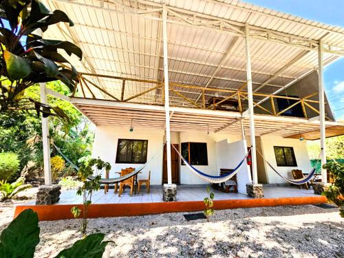 Playa Santa Teresa Cabin | Don Jon's Surf and Yoga Lodge