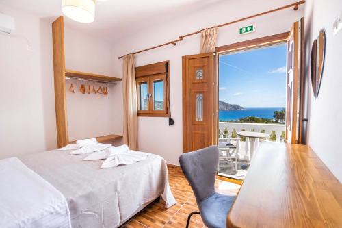 Menetai Apartment | Enalia Suites