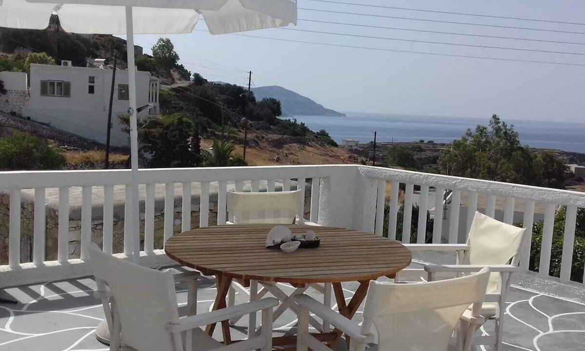 Psathi House | Eos Kimolos House.