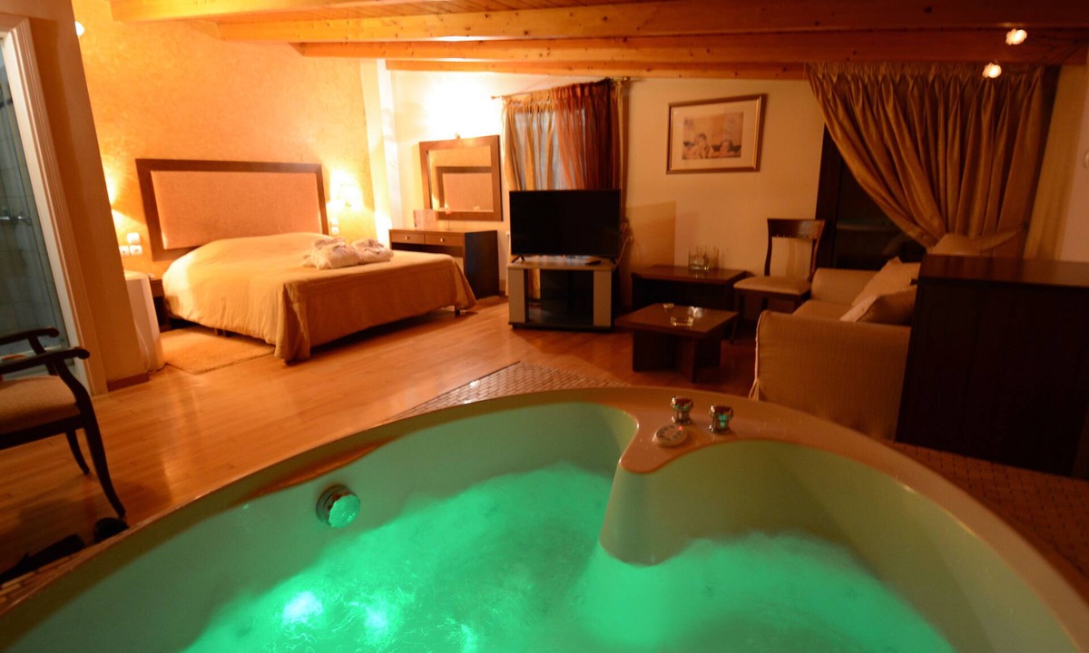 Kifisia Hotel | Hotel Chris