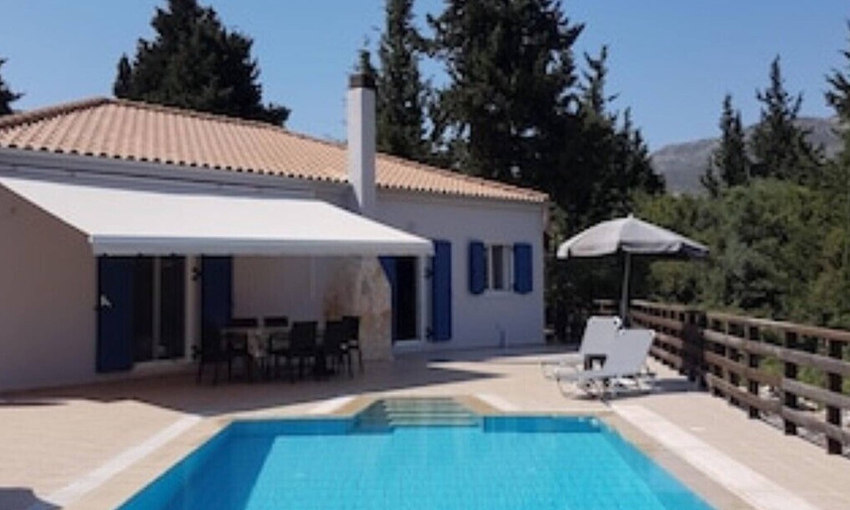 Divarata Villa | In a secluded setting with sea and mountain view. Infinity pool,10 mins to beach