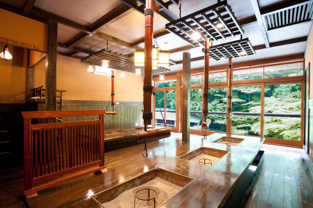 Kamikawa Hotel | Irori Houraku