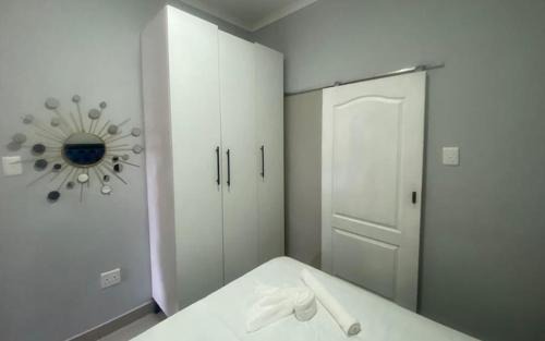 Khayelitsha Bed & Breakfast | JM B&B - Mandalay