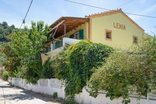 Kalamitsi Apartment | Lenia Studios