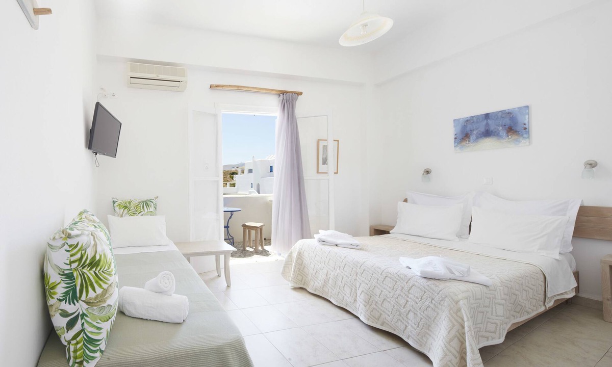 Piso Livadi Hotel | Londos