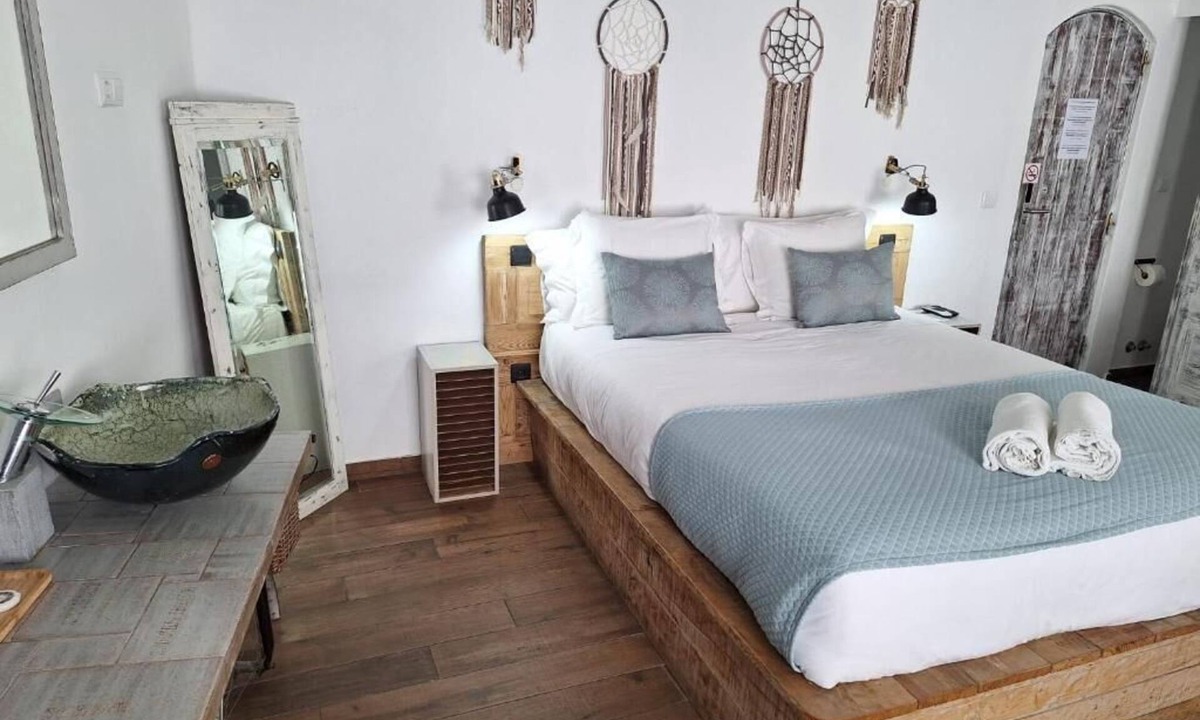 Obidos House | Lovin Book Guesthouse