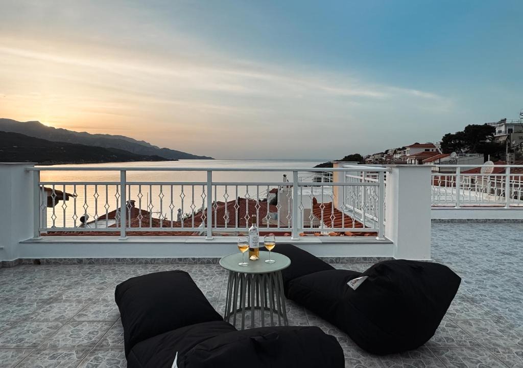 Samos Town Apartment | Luna