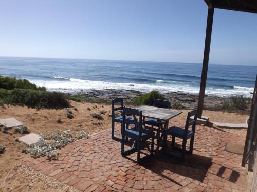 Still Bay Apartment | Luxurious Beachfront Studio apartment