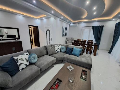 Amarinthos Apartment | Luxury apartment