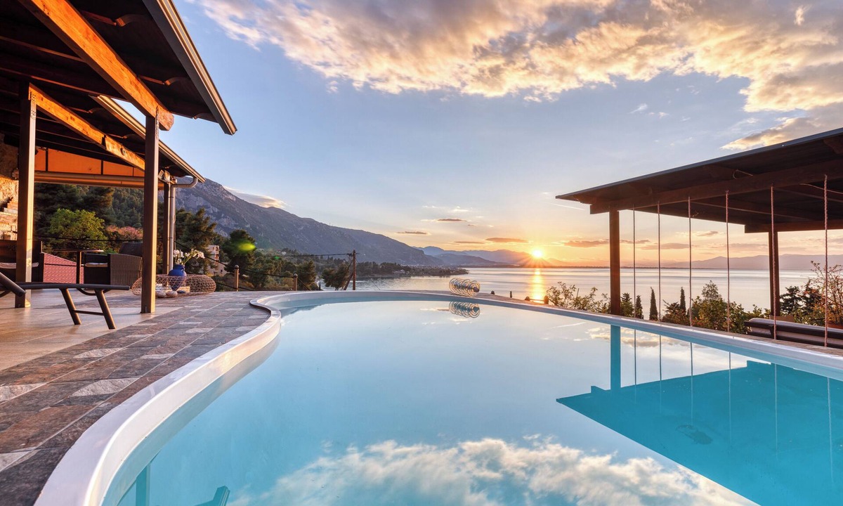 Kamena Vourla Villa | Magical View, Villa Asproneri, Kamena Vourla