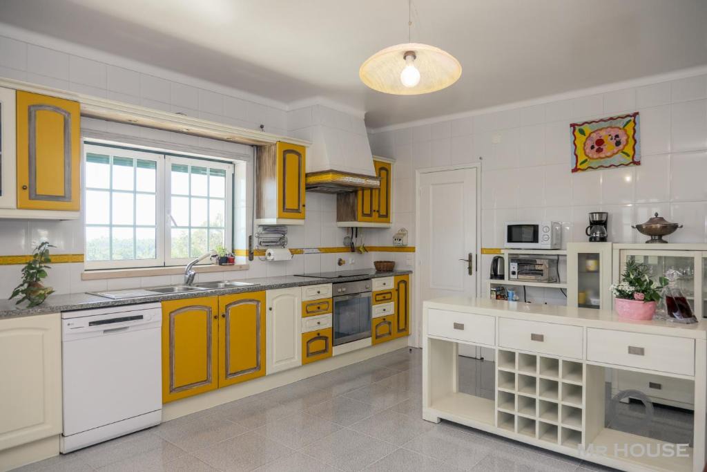 Caldas da Rainha House | Maison vingt-cinq