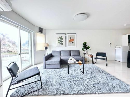 Ozu House | Modern designed property 15 mins from Kumamoto station by Restavio