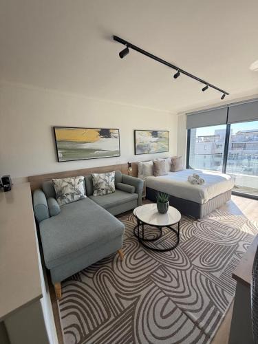 Sea Point Apartment | Modern Studio in the Heart of Sea Point