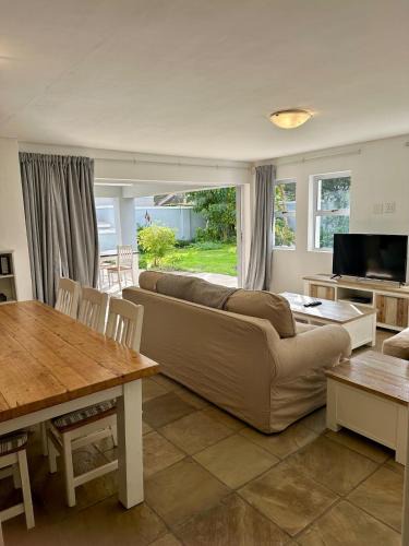 Tokai House | Myrtle 3 Bed House