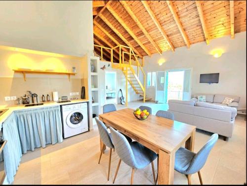 Aetos House | OLiVE HOUSE