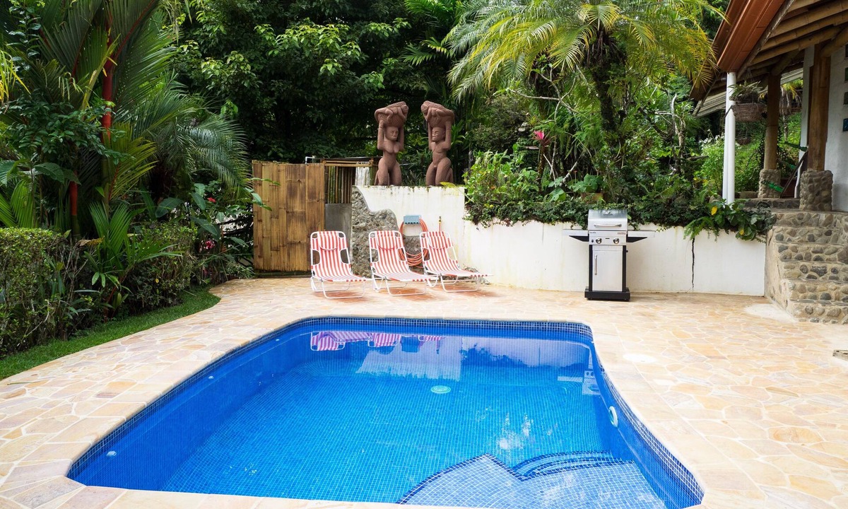 Dominical House | Paradiselodge - Master Bedroom - Pool Villa