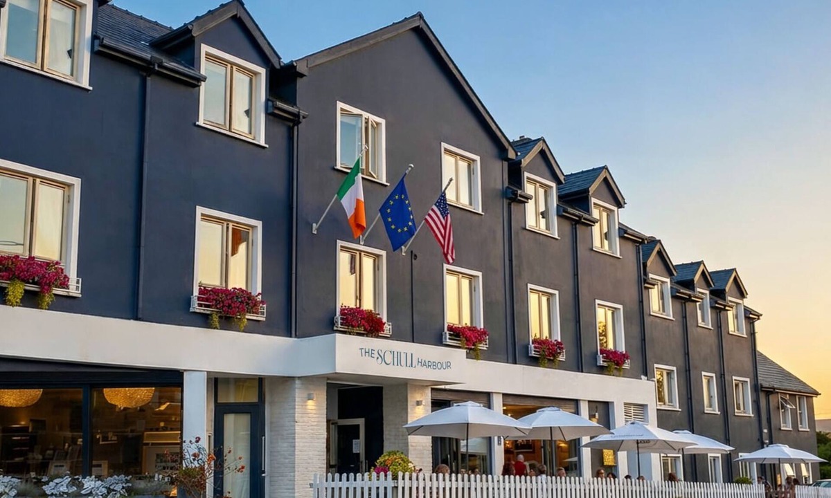 Skull Hotel | Schull Harbour Hotel