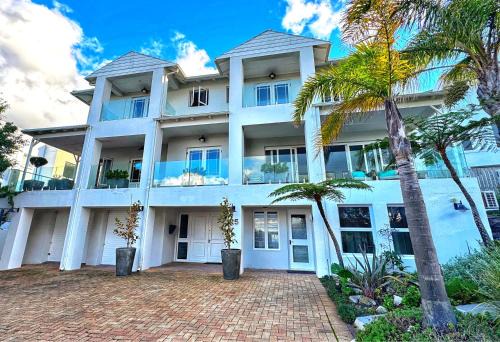 Hermanus Heights Apartment | Sea 'n Summit Suite