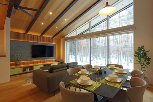 Iimori Ski Chalet | Silver Peak - A Valley Chalets Signature Residence