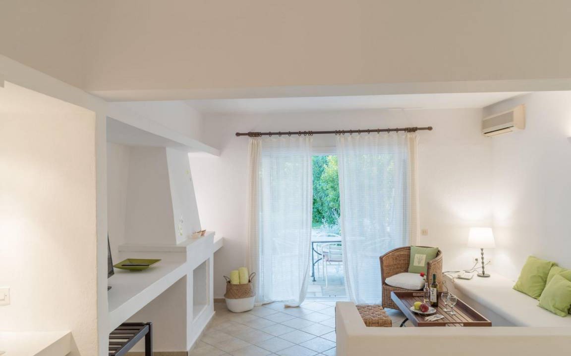 Kanapitsa Apartment | Skiathos Holidays Suite