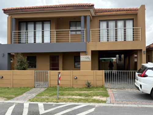 Trawal House | SNE Travellers