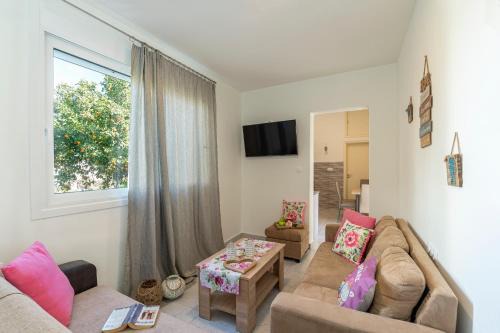 Petaloudes House | Sweet Home Kremasti