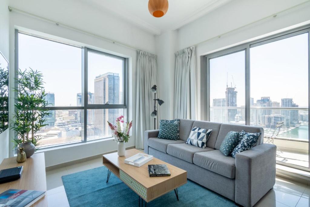 Jumeirah Beach Residence Apartment | The Smart Concierge - Bay Central
