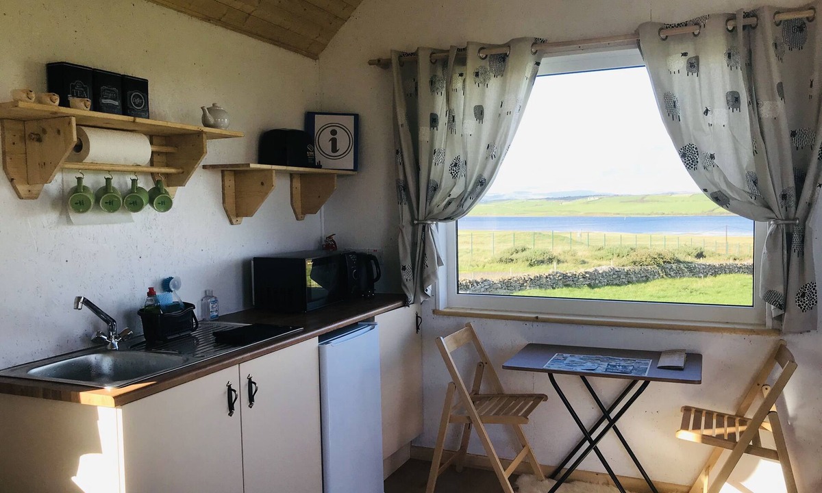 Ballyshannon Apartment | The Snuggly Sheep Shepherd Hut & Sauna Farm Stay