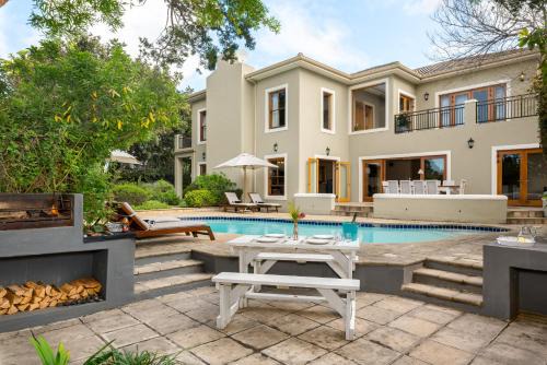 Plumstead House | Thomson's Accommodation