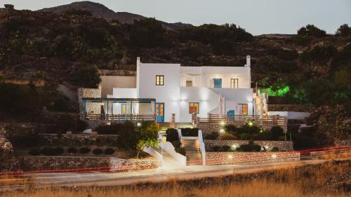 Kimolos Apartment | To Rantevou tis Alykis Rooms & Apartments