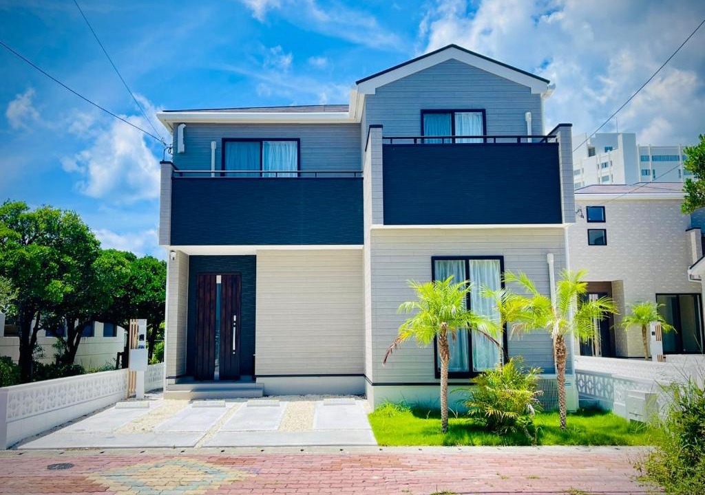 Ginowan Apartment | Tropical Beach Vacation House