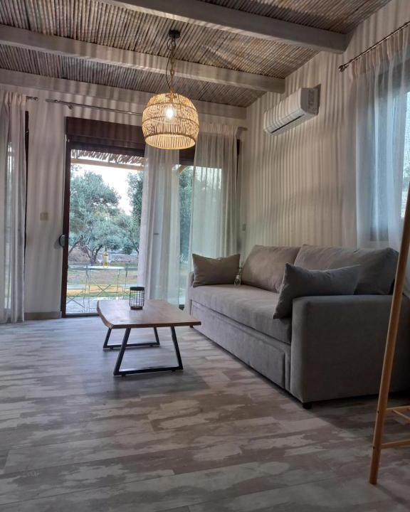 Samos Town Apartment | Valia's Beach Studios